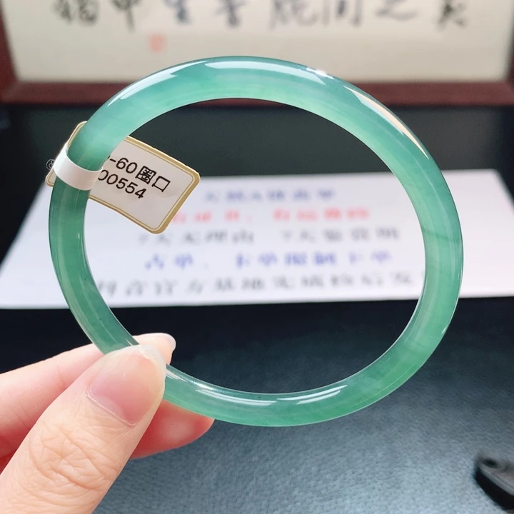 翡翠未镶嵌手镯翡翠手镯115