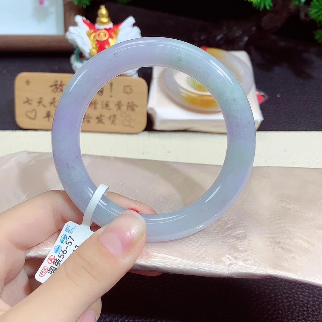 翡翠未镶嵌手镯611