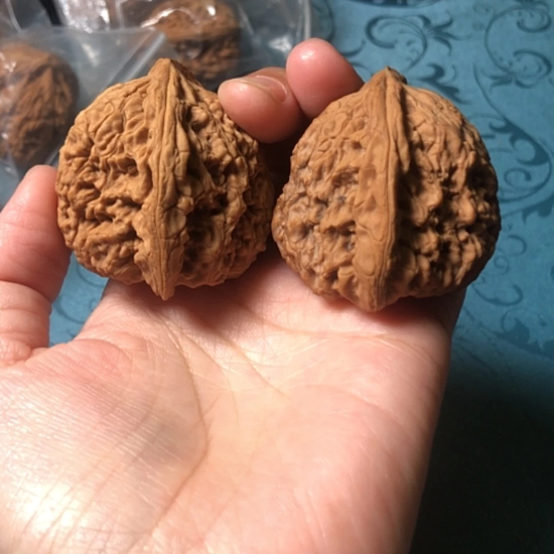 【闪购商品】文玩核桃把件阿*一代将