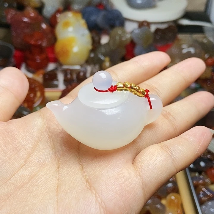 未镶嵌颈饰玛瑙/玉髓勿**心