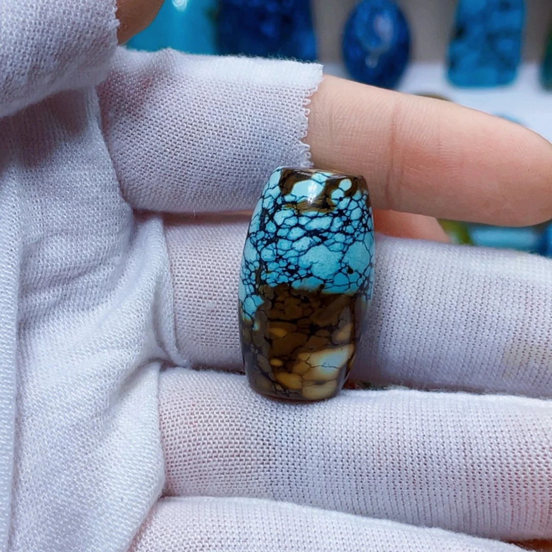 绿松石未镶嵌饰品