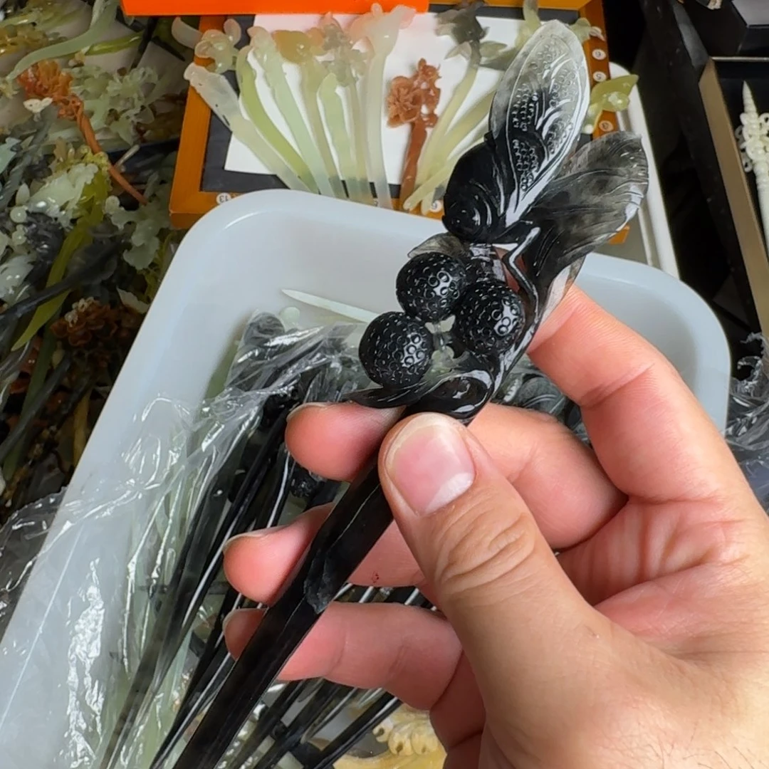 蛇纹石玉未镶嵌发饰