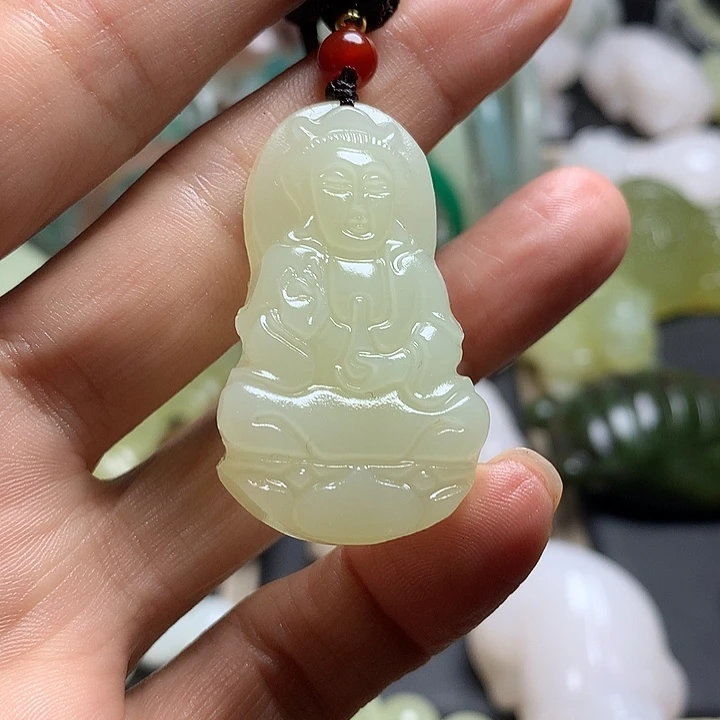 和田玉（青白玉）未镶嵌颈饰