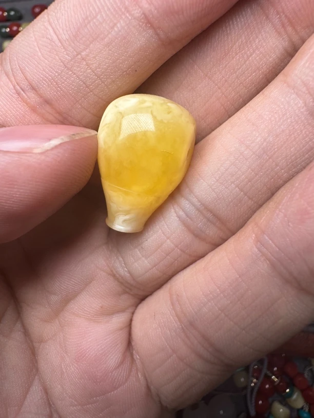 原矿俄料蜜蜡三通对孔15蜡纸浓郁