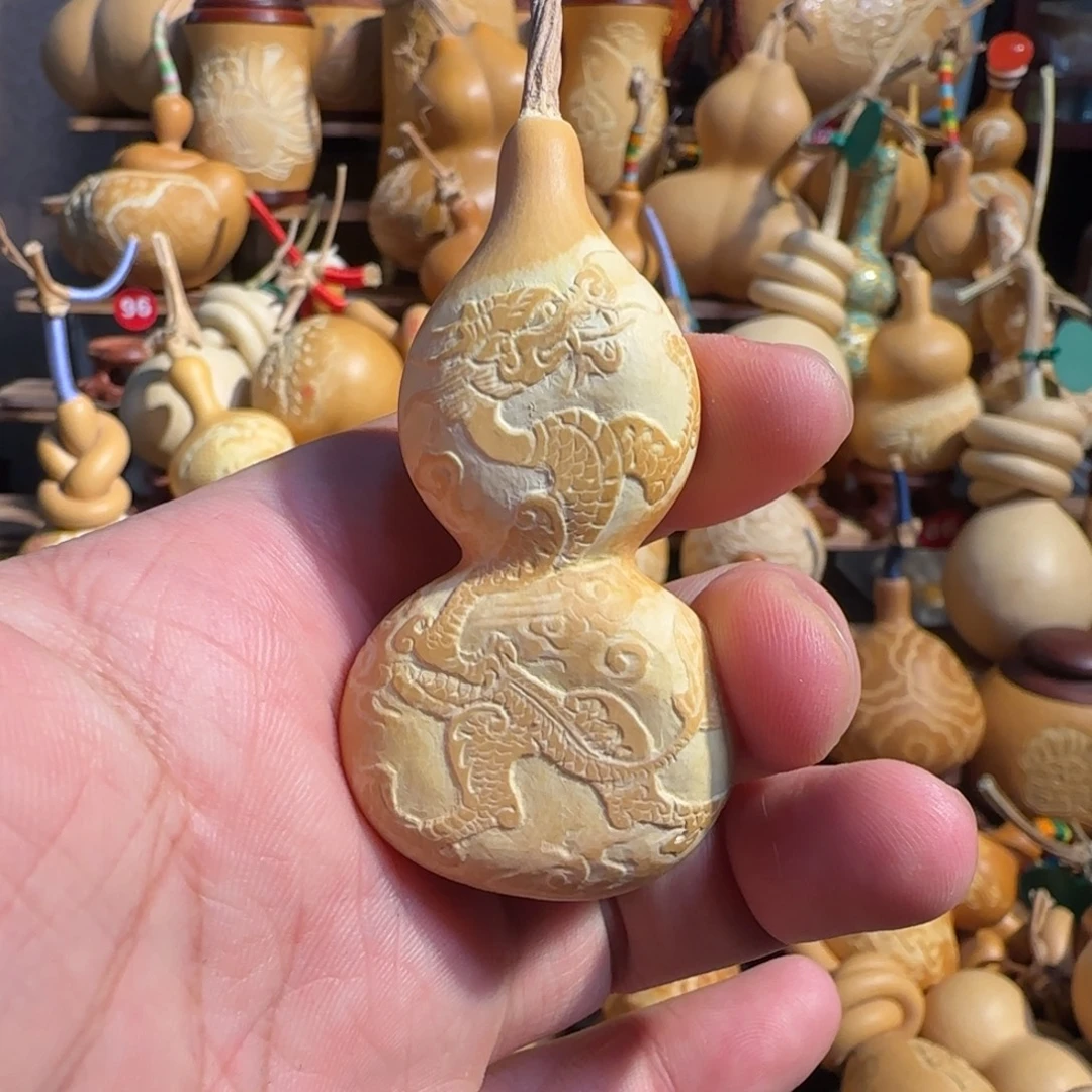 有机玻璃天净嘴龙