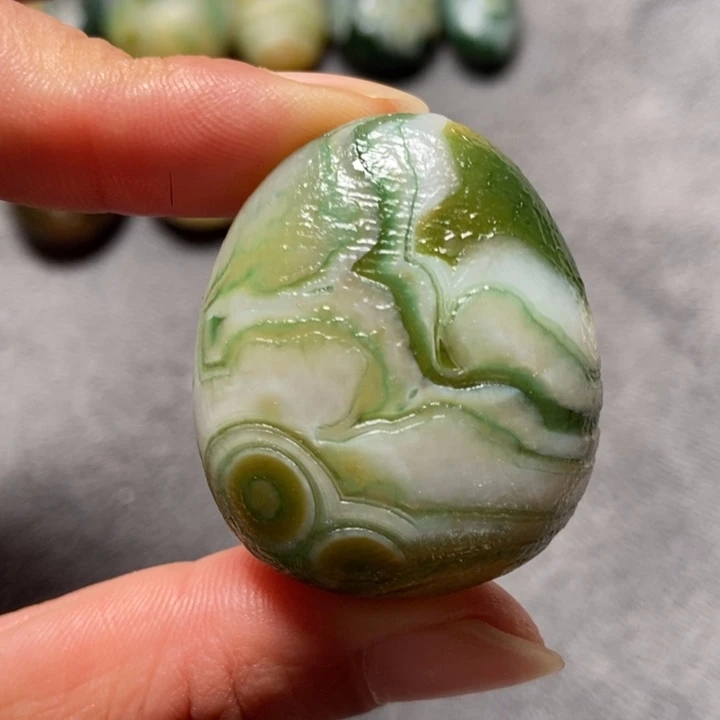 玛瑙/玉髓未镶嵌珠宝奇石