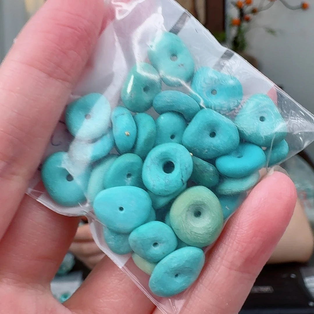 未镶嵌绿松石珠宝奇石