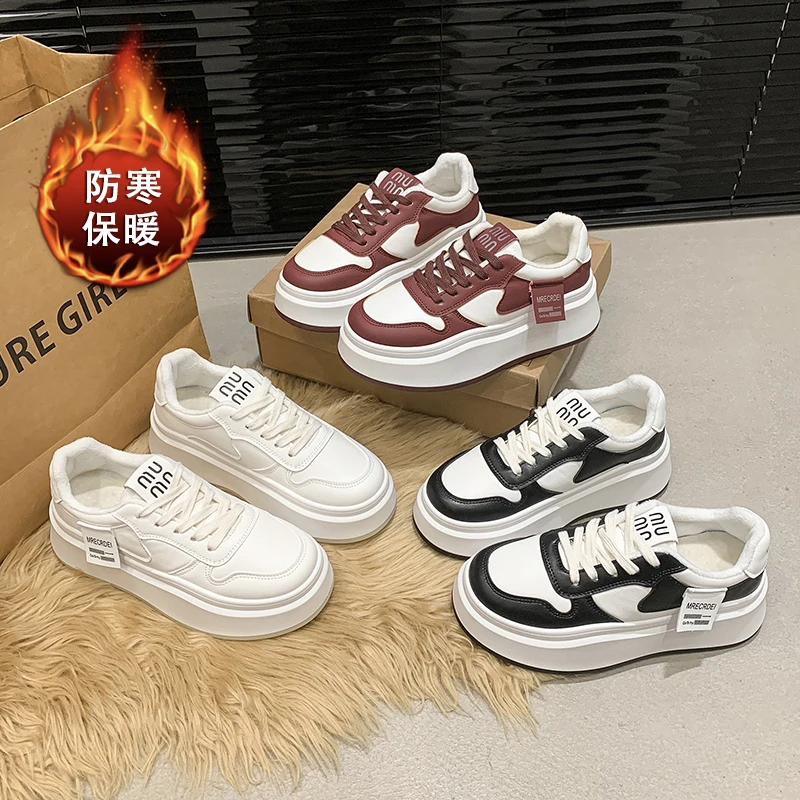 厚底小白鞋板鞋女2024年秋季新款板鞋女软底休闲运动鞋P6028