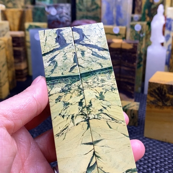 青田石洋**风青田石印章石