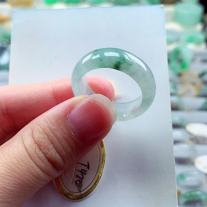 翡翠戒指未镶嵌23号