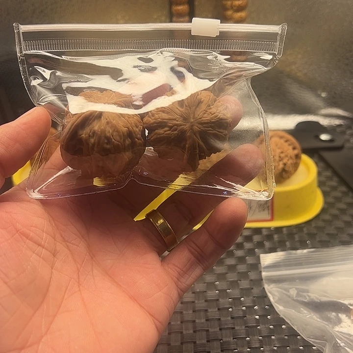 赠***喜吊坠文玩核桃磨盘