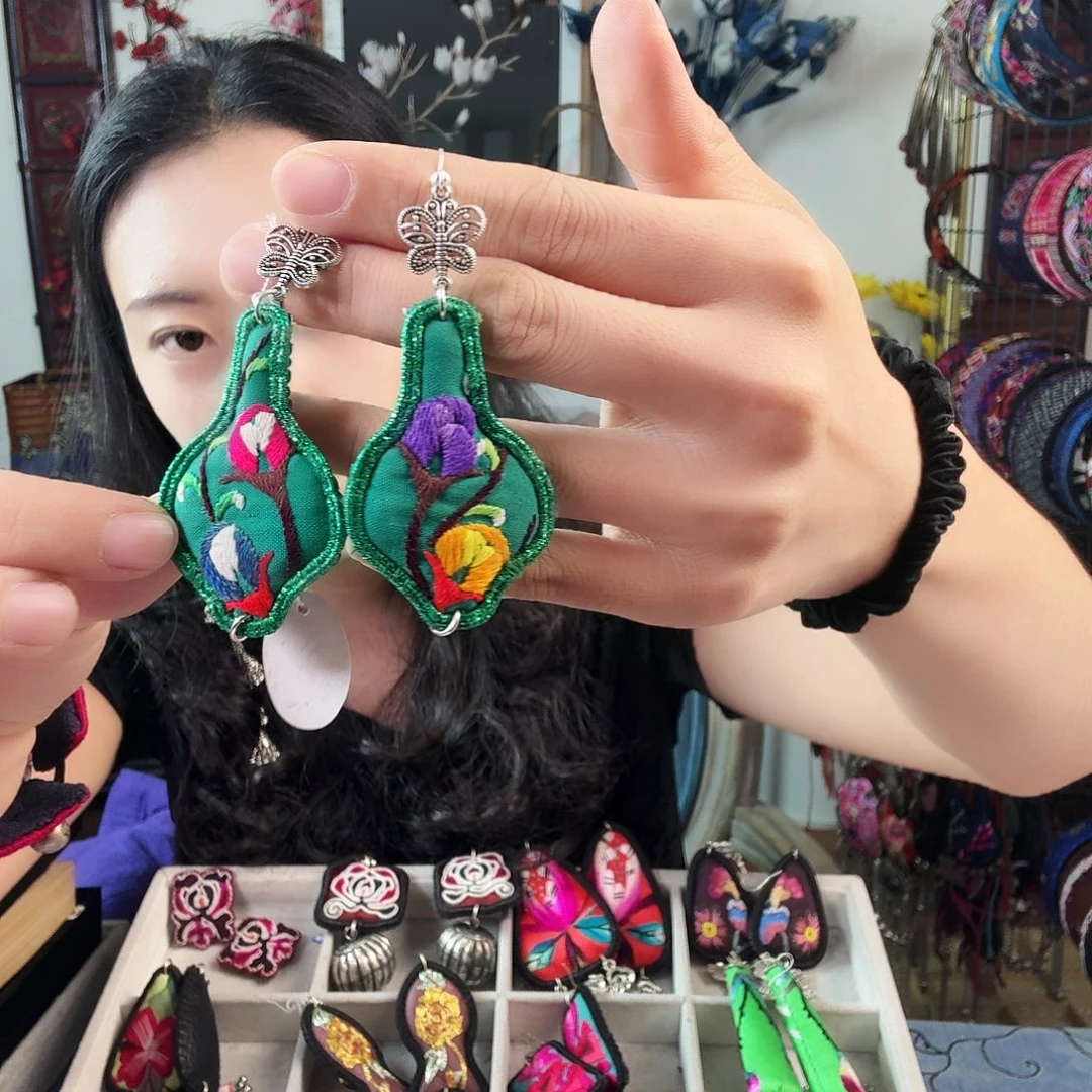 M***月织绣手工刺绣工艺