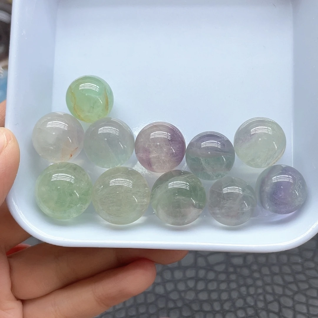 水晶未镶嵌珠宝半成品2浅色莹石