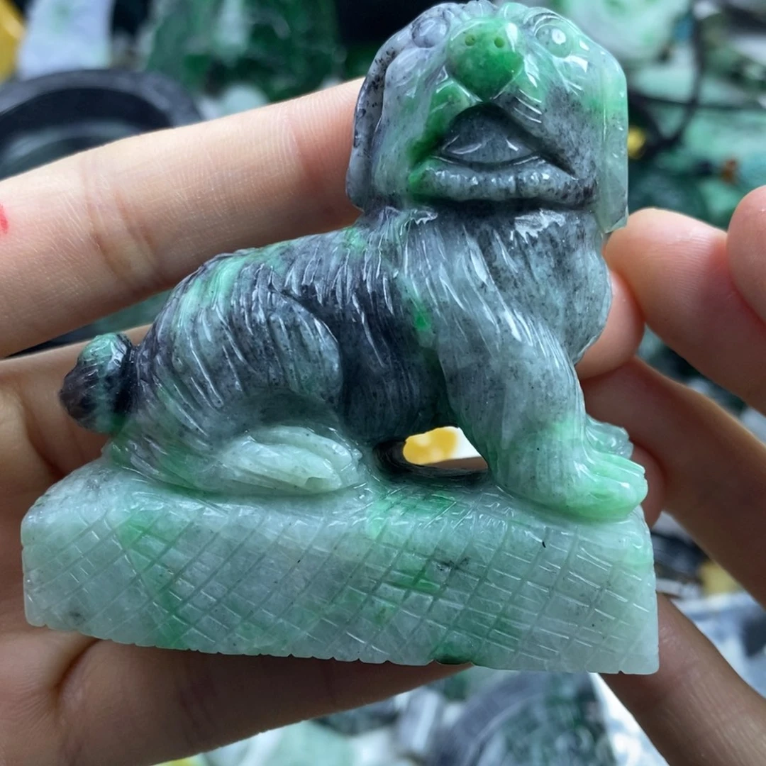 翡翠颈饰未镶嵌?****郑吊坠