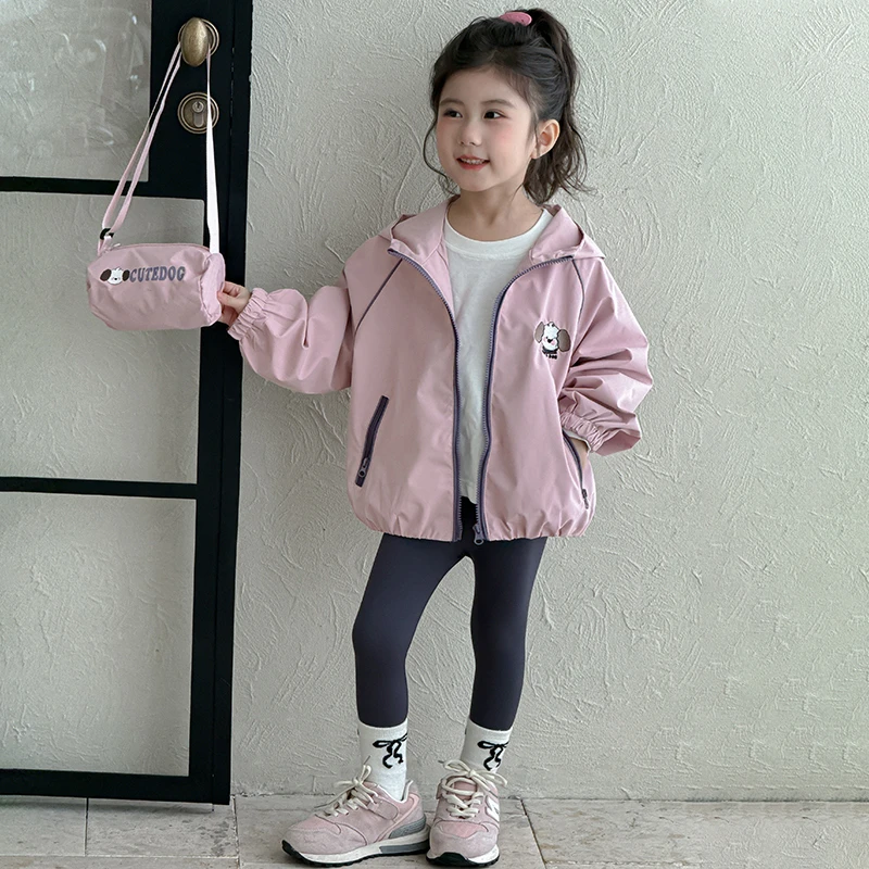 女童春秋外套2025新款女宝宝连帽上衣洋气时髦秋装卡通儿童冲锋衣
