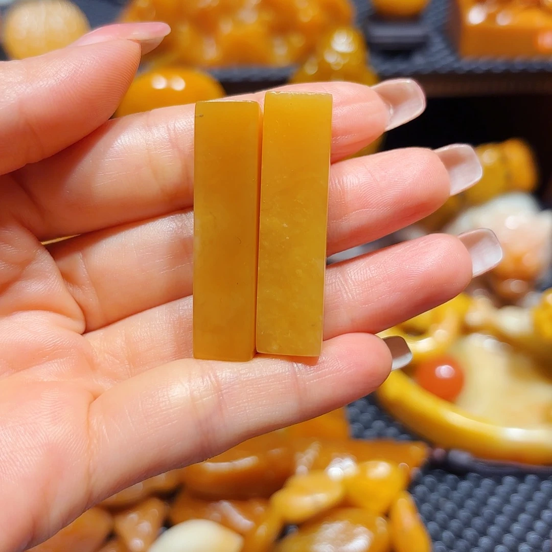 田黄石Y***i石雕石雕石雕