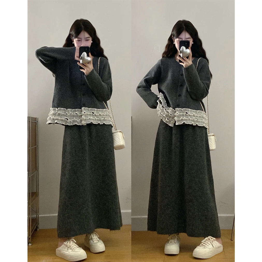 孕妇套装秋冬季新款蛋糕边毛衣开衫+A字半身裙小香风气质两件套
