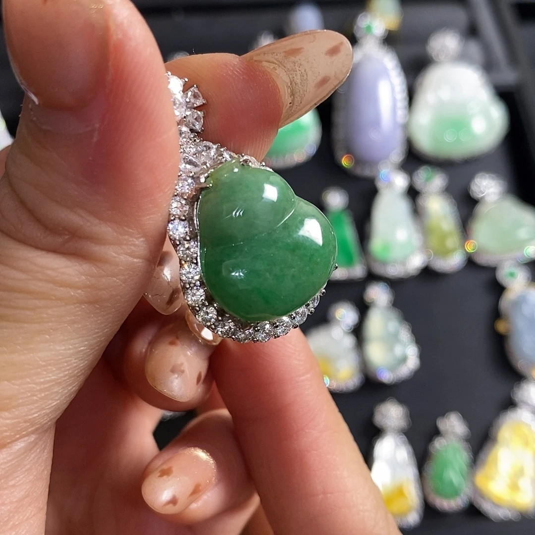 翡翠银S925镶嵌颈饰天然翡翠