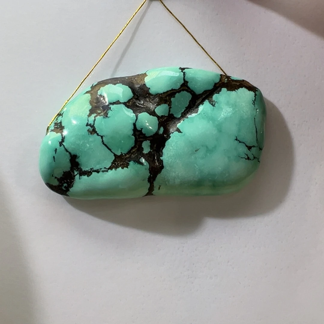 绿松石未镶嵌挂件