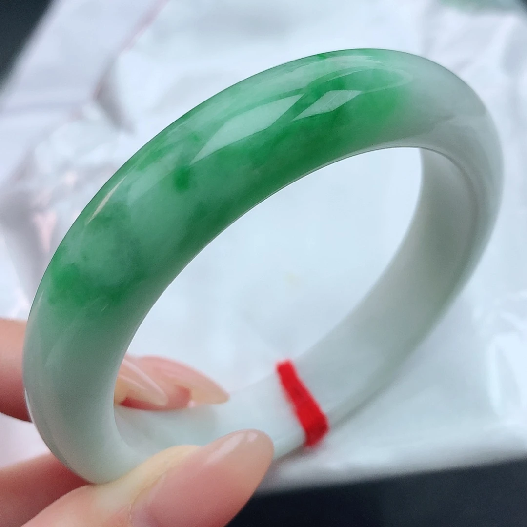 翡翠手镯未镶嵌58圈口882488