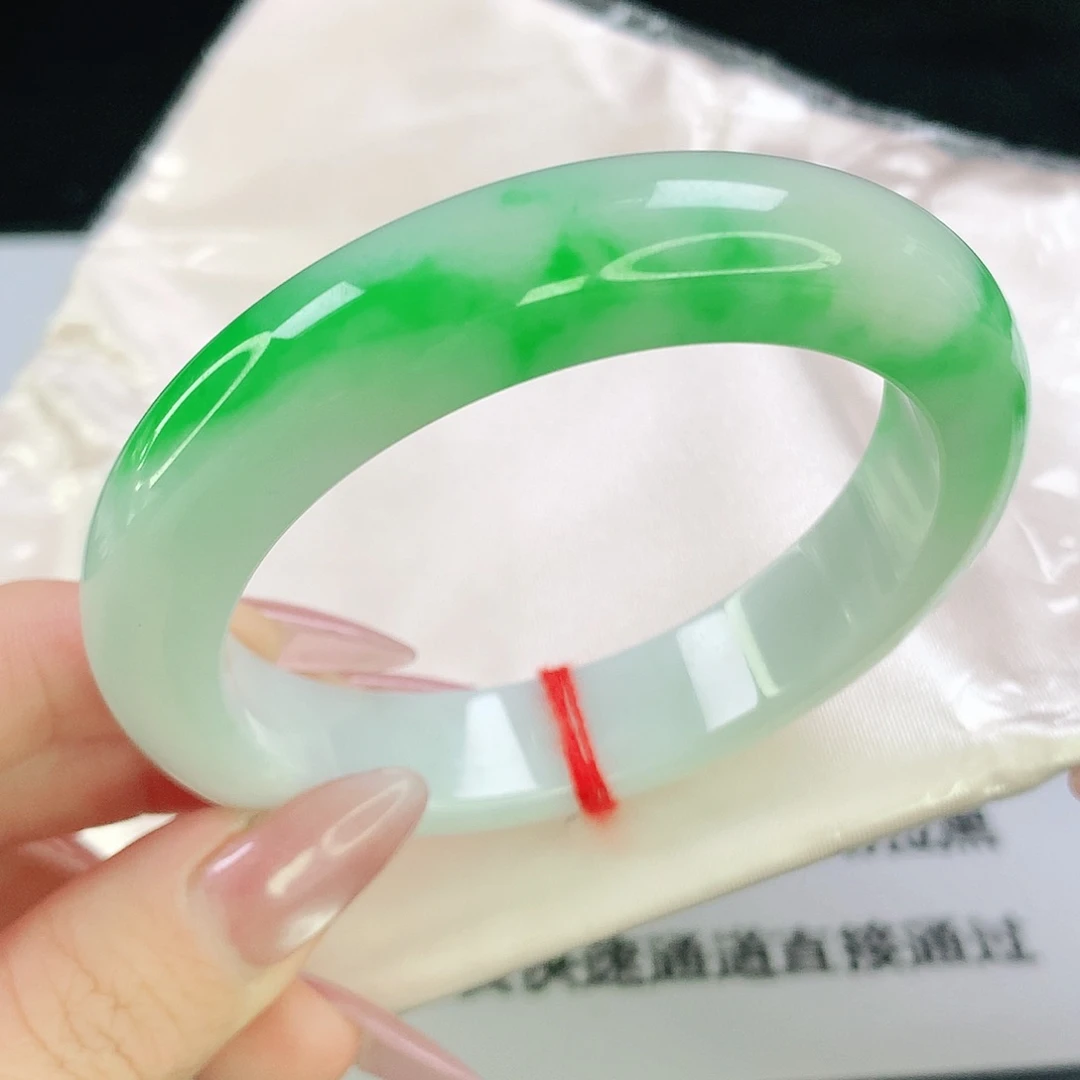 翡翠手镯未镶嵌萍*633翡翠