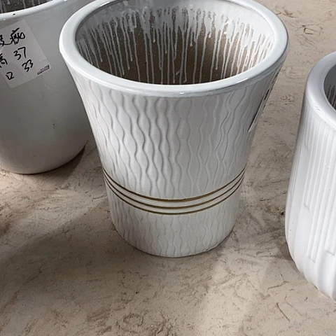 缸高温陶瓷默认瑕疵 高度33口径26