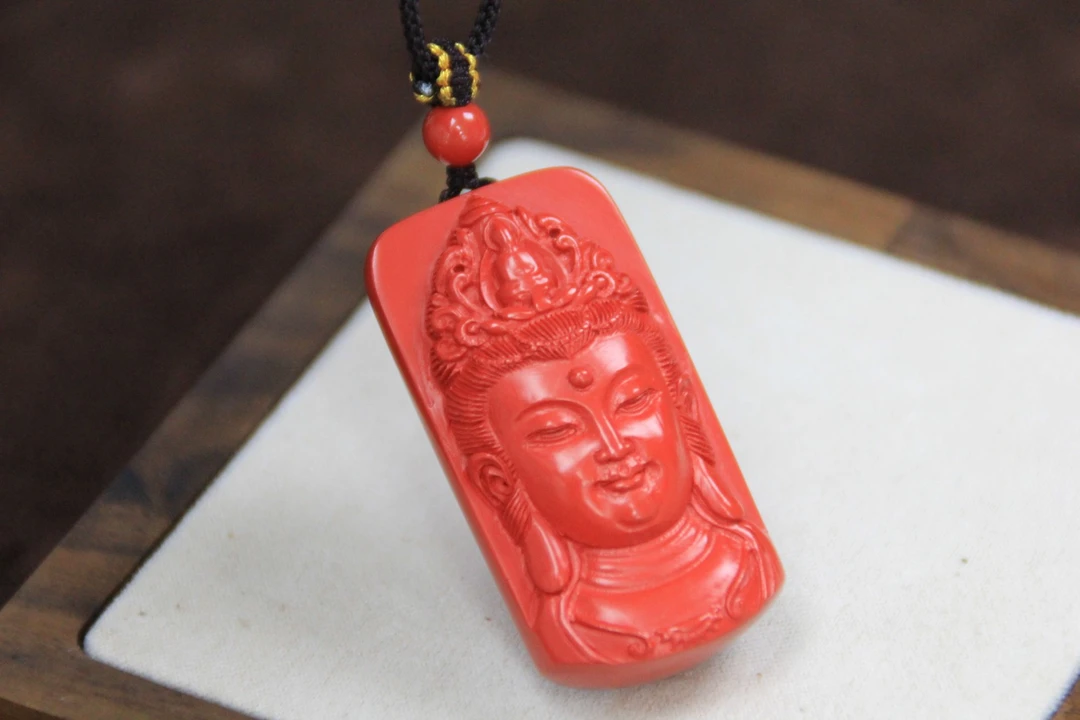 含辰砂工艺品晨弟缇娜出品——观音吊坠（大）