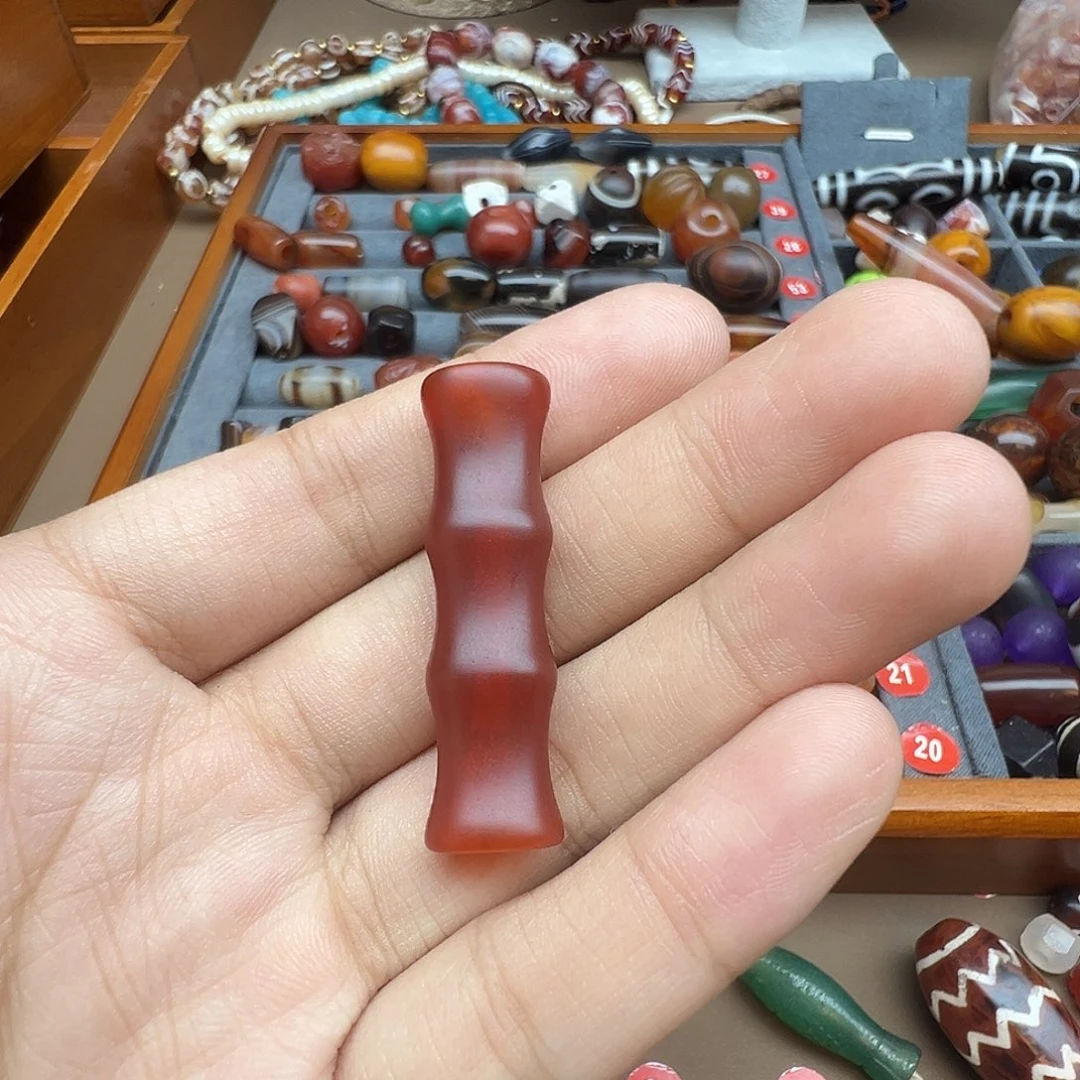涟***未镶嵌玛瑙/玉髓珠宝半成品