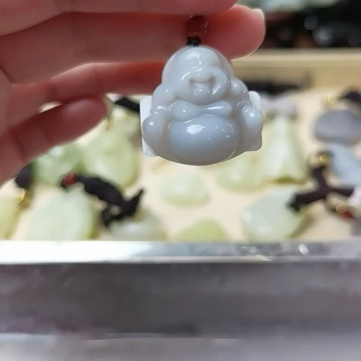 和田玉（黄玉）未镶嵌颈饰