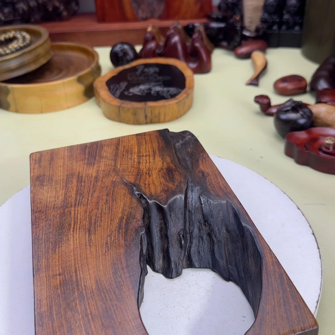 大果紫檀（缅甸花梨）老*。