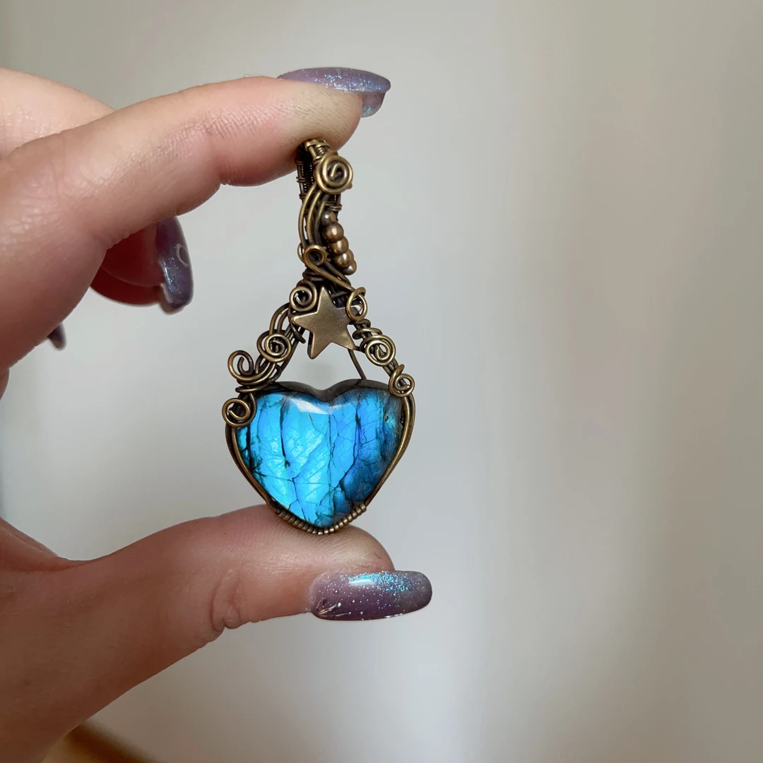 黄铜做旧手工制作爱心首饰编织（可碰水）