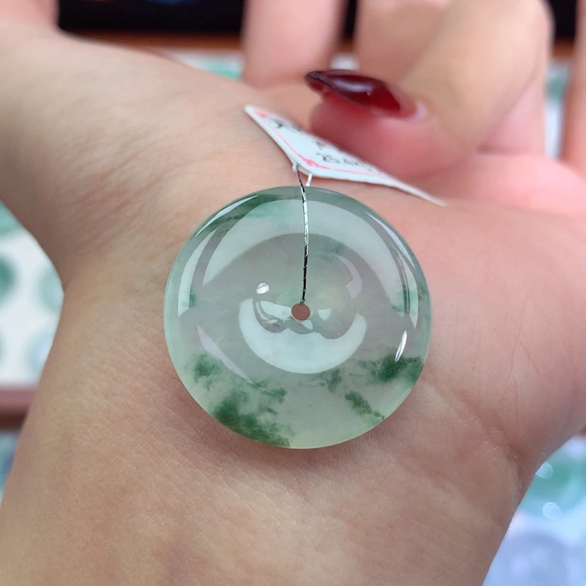 【闪购商品】翡翠吊坠(不含链)未镶嵌