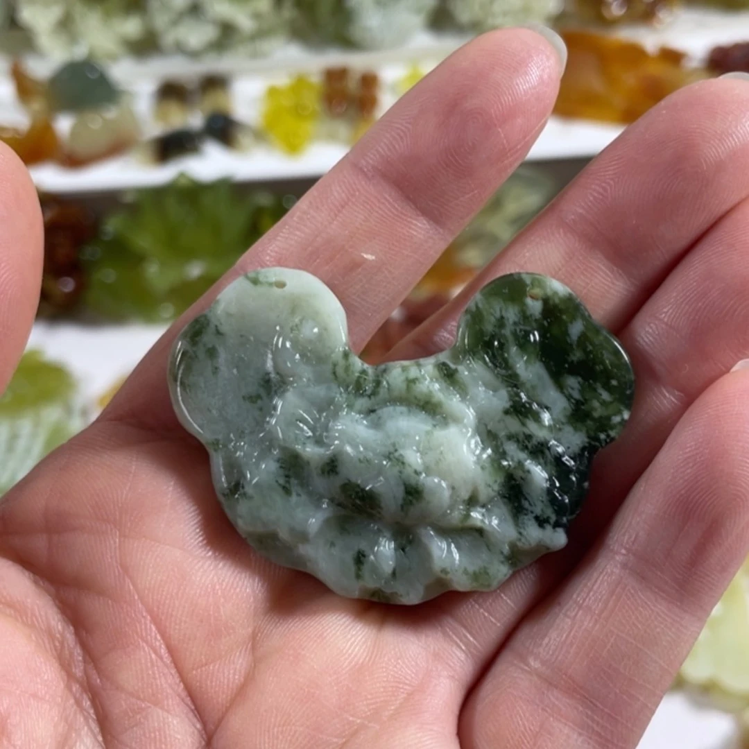 【闪购商品】未镶嵌蛇纹石玉颈饰