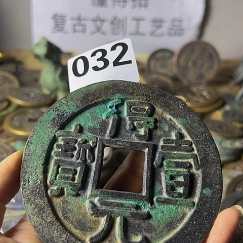 铜唱**?复古文创工艺品