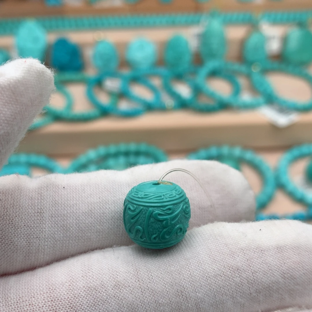 绿松石未镶嵌珠宝奇石13.3mm