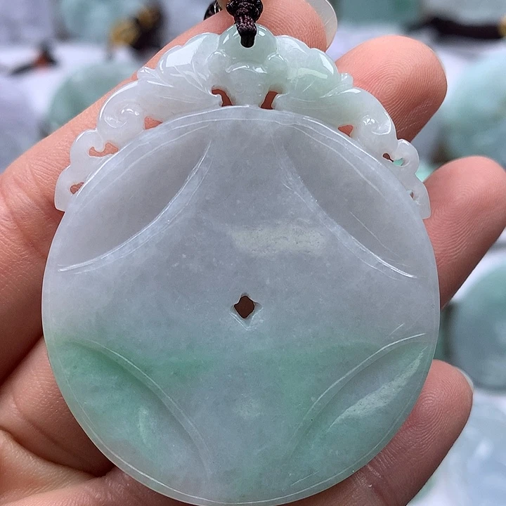 翡翠未镶嵌颈饰仿古无事牌两面工艺福利