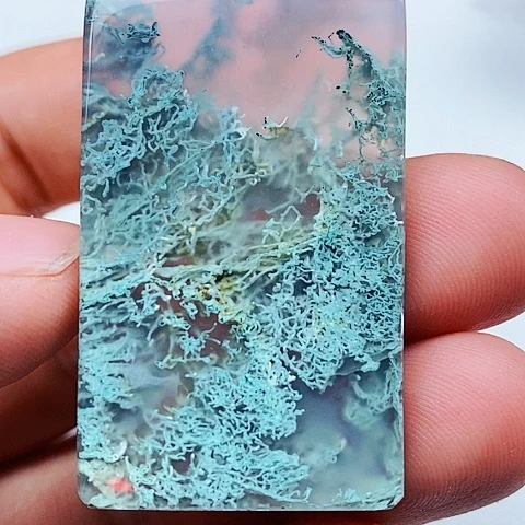 玛瑙/玉髓颈饰未镶嵌简**?