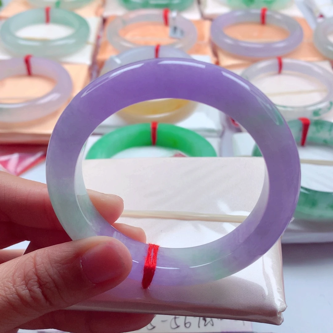 翡翠未镶嵌手镯54妖紫春彩毕业紫高货微微瑕A