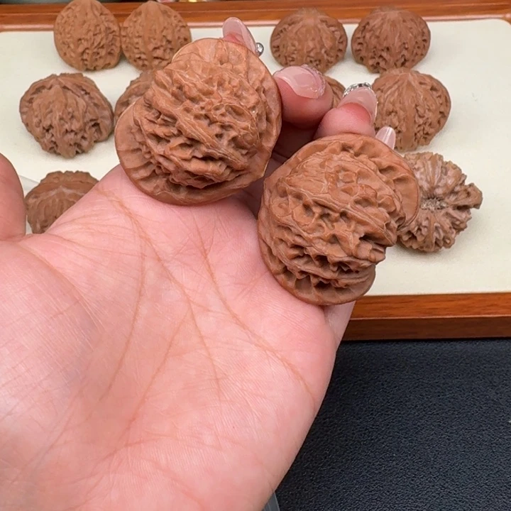 把件文玩核桃全品宫灯42同树果