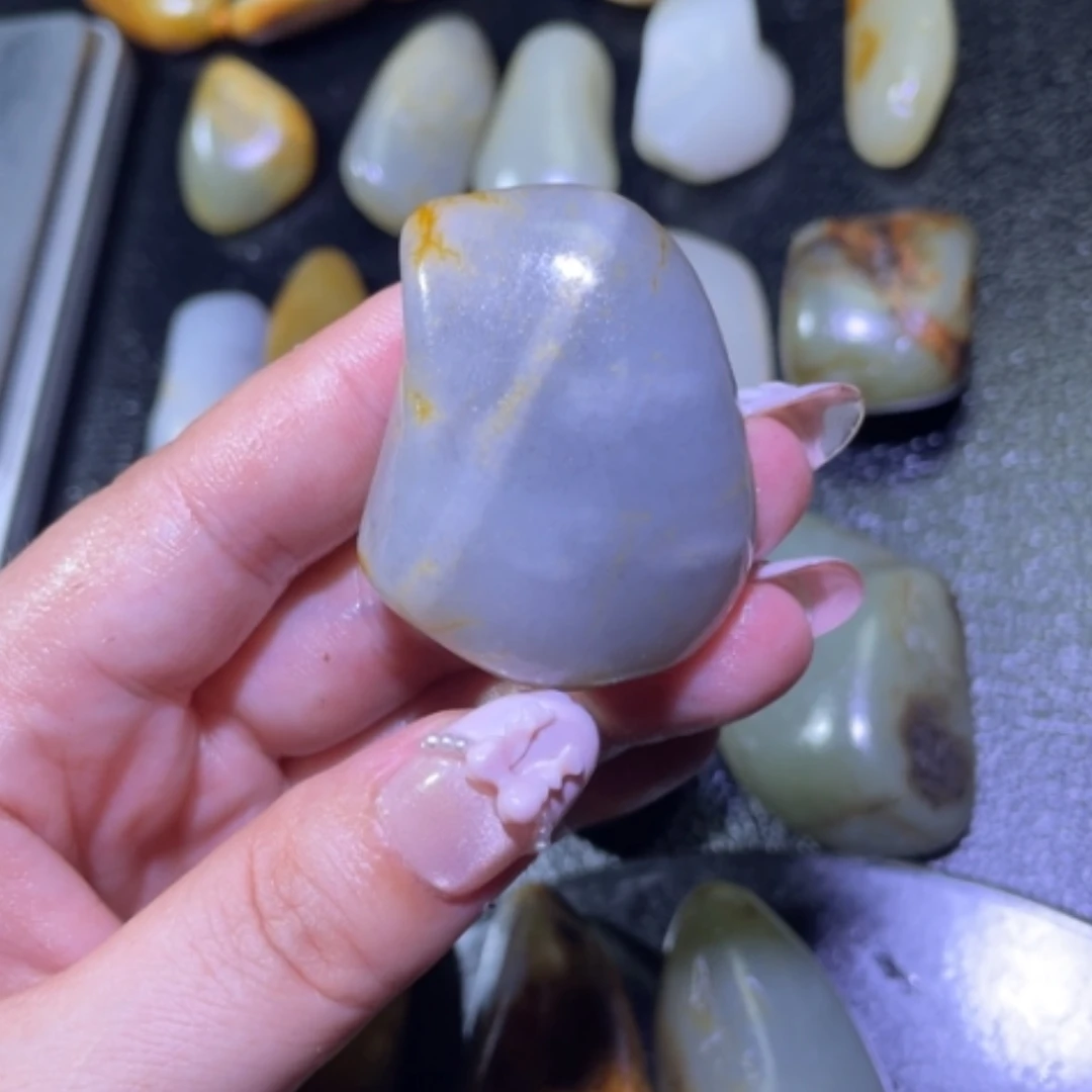 【闪购商品】颈饰未镶嵌和田玉