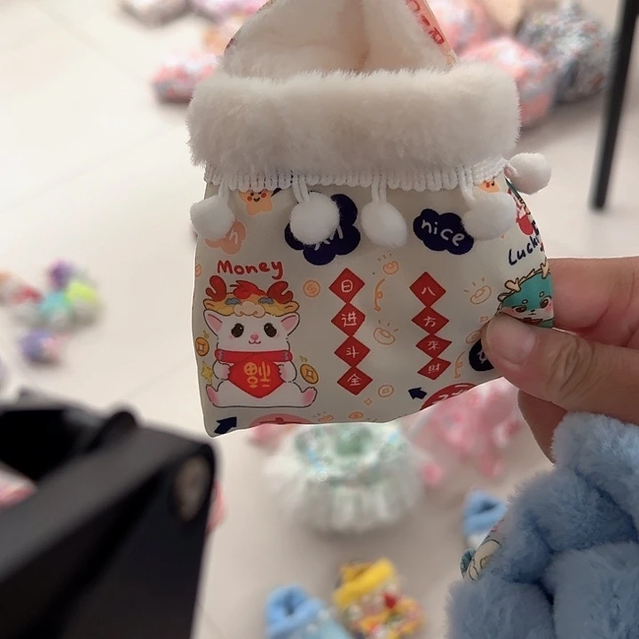 蜜袋鼯仿兔毛斗篷