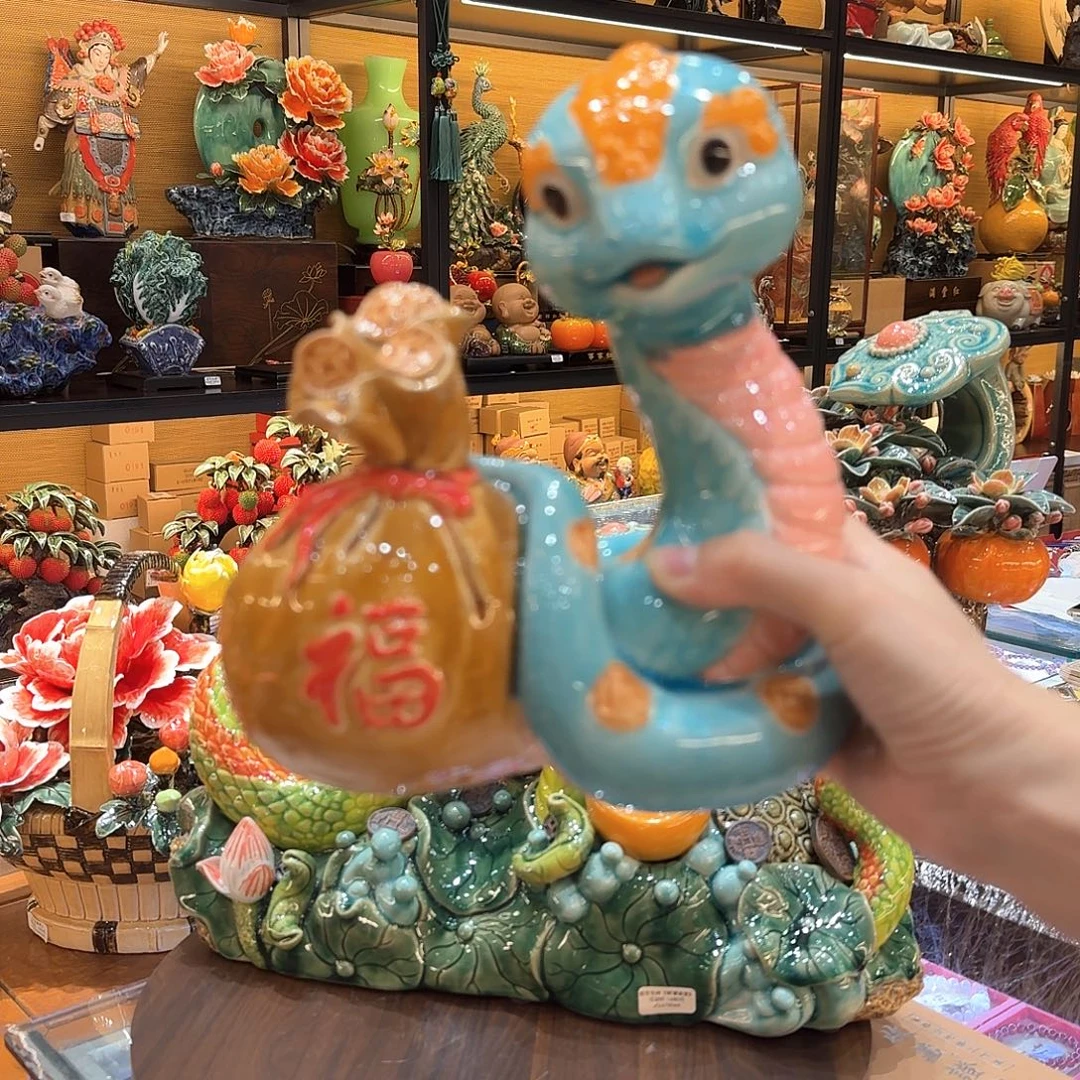 陶瓷瑞蛇献福蛇来运转