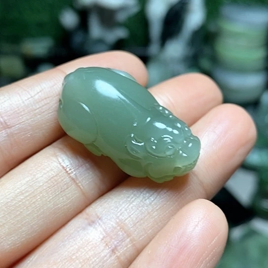 未镶嵌和田玉（糖玉）珠宝半成品