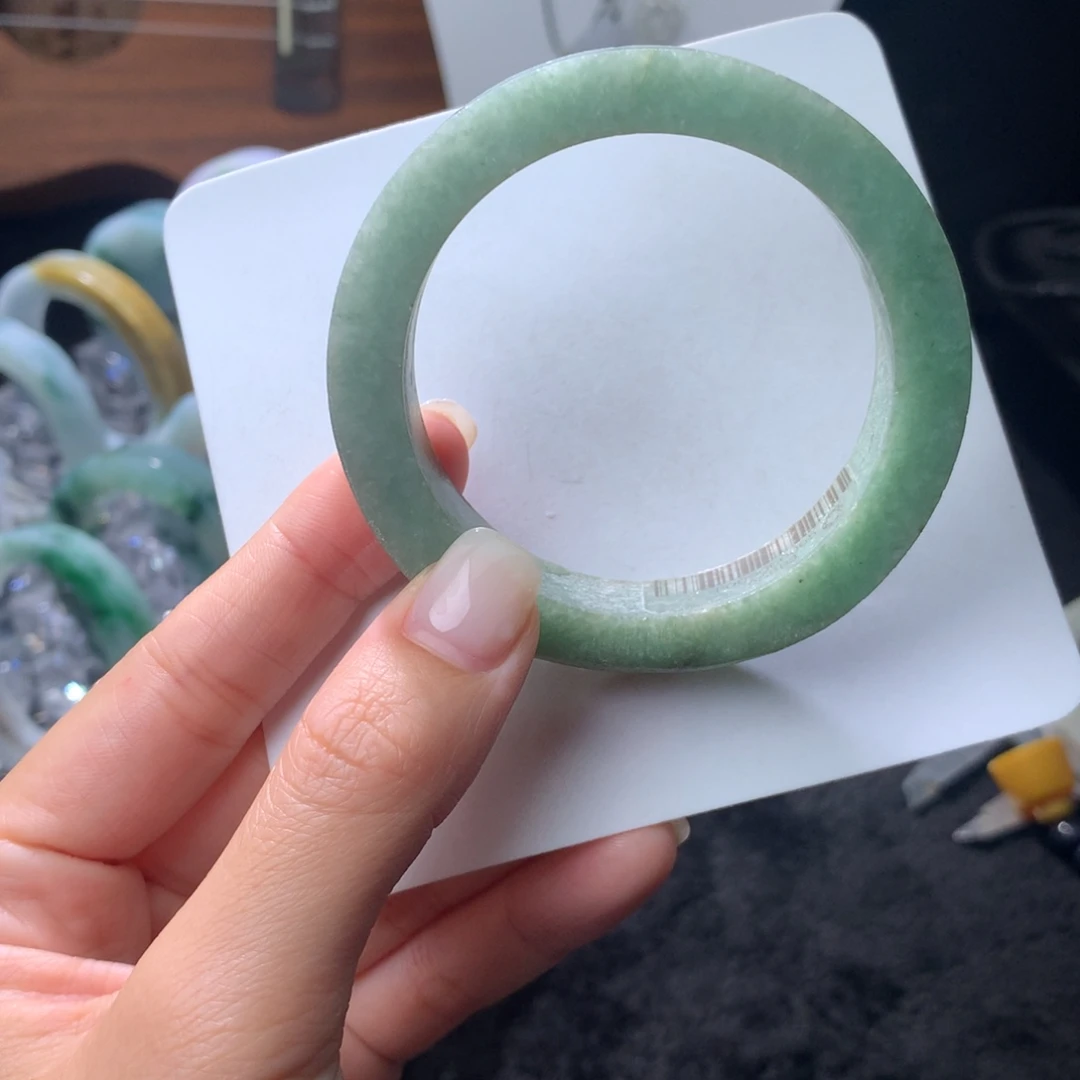 定制翡翠未镶嵌正圈