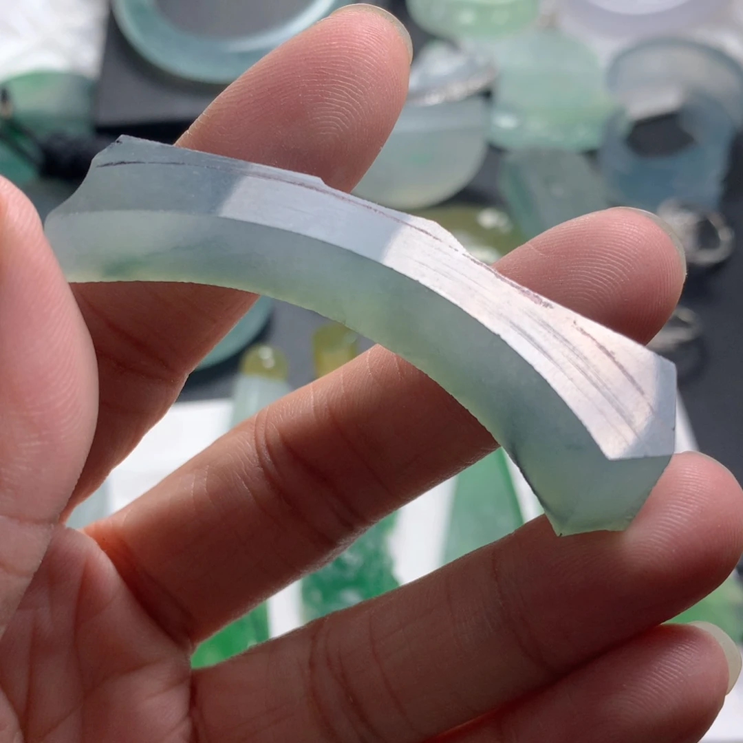 未镶嵌定制翡翠u****s