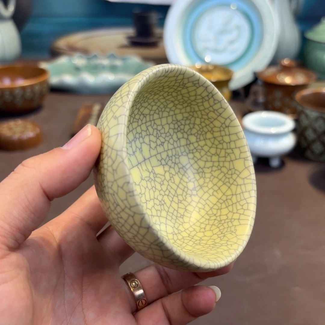 杯龙泉青瓷茶具微瑕