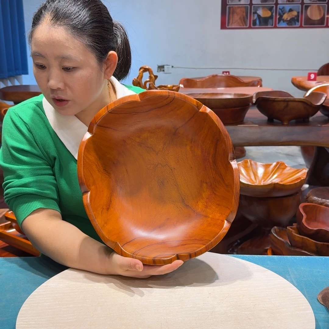 木三脚花边果盘 33.2*30.2*12.5