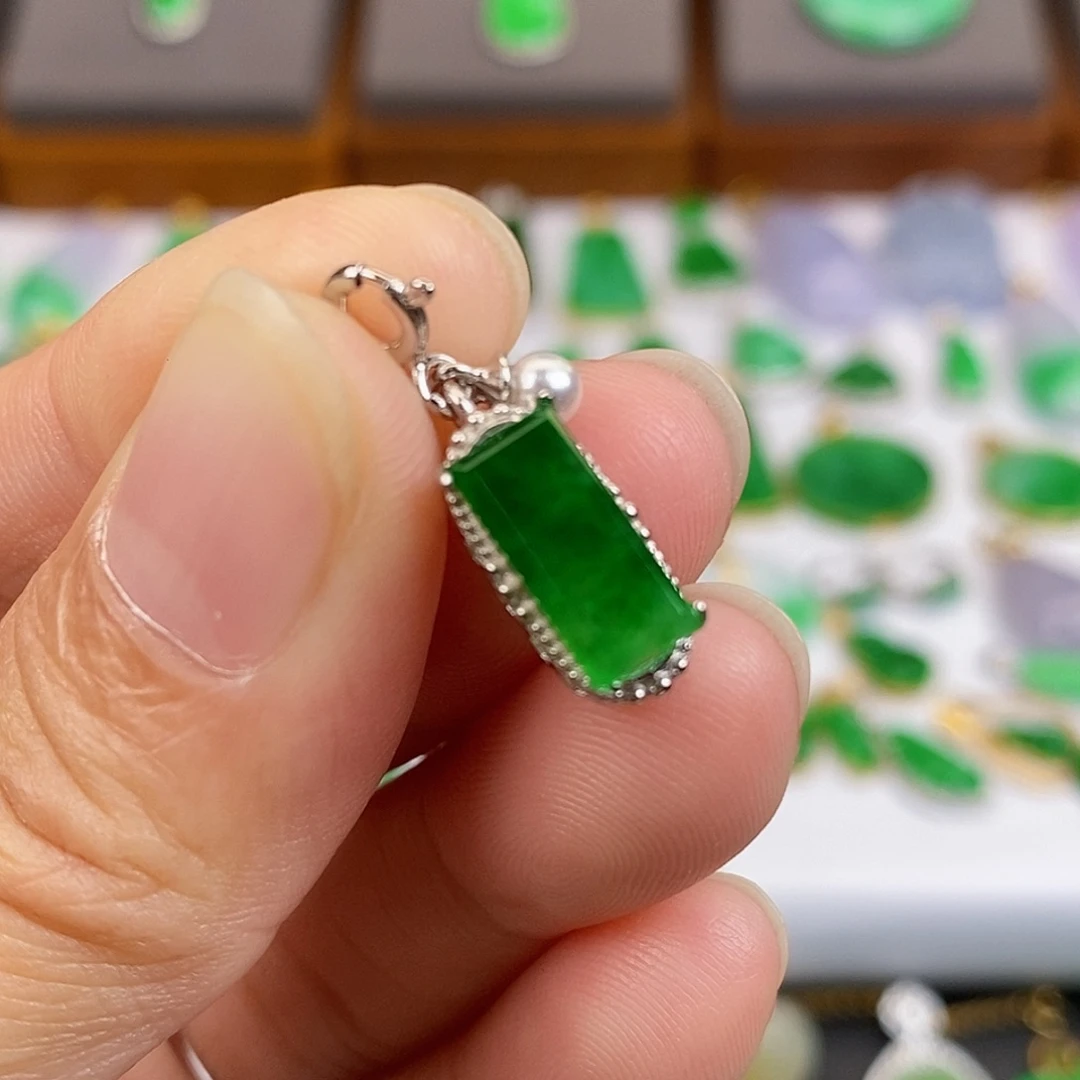 吊坠(不含链)银S925镶嵌翡翠