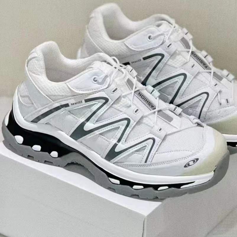 2024新款踩屎感厚底户外慢跑透气百搭休闲鞋软底运动鞋女款老爹鞋