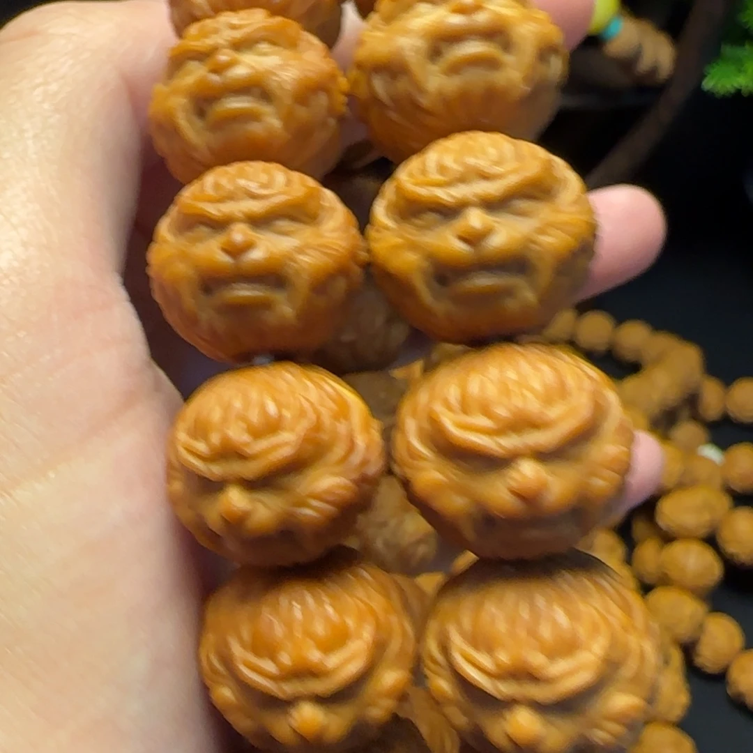 用***3猴头核桃吊坠猴头